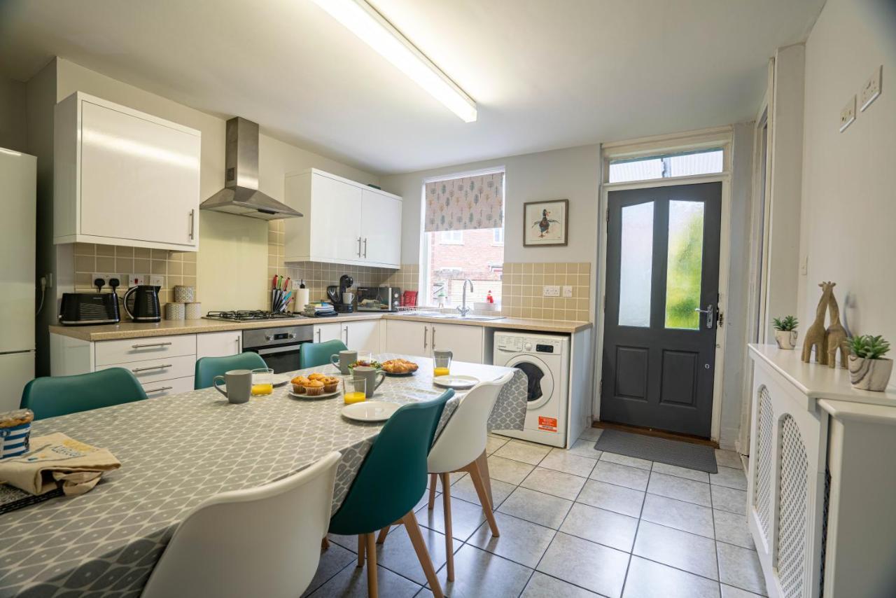 The Becket - Three Bedroom City Centre House With Parking Canterbury Buitenkant foto