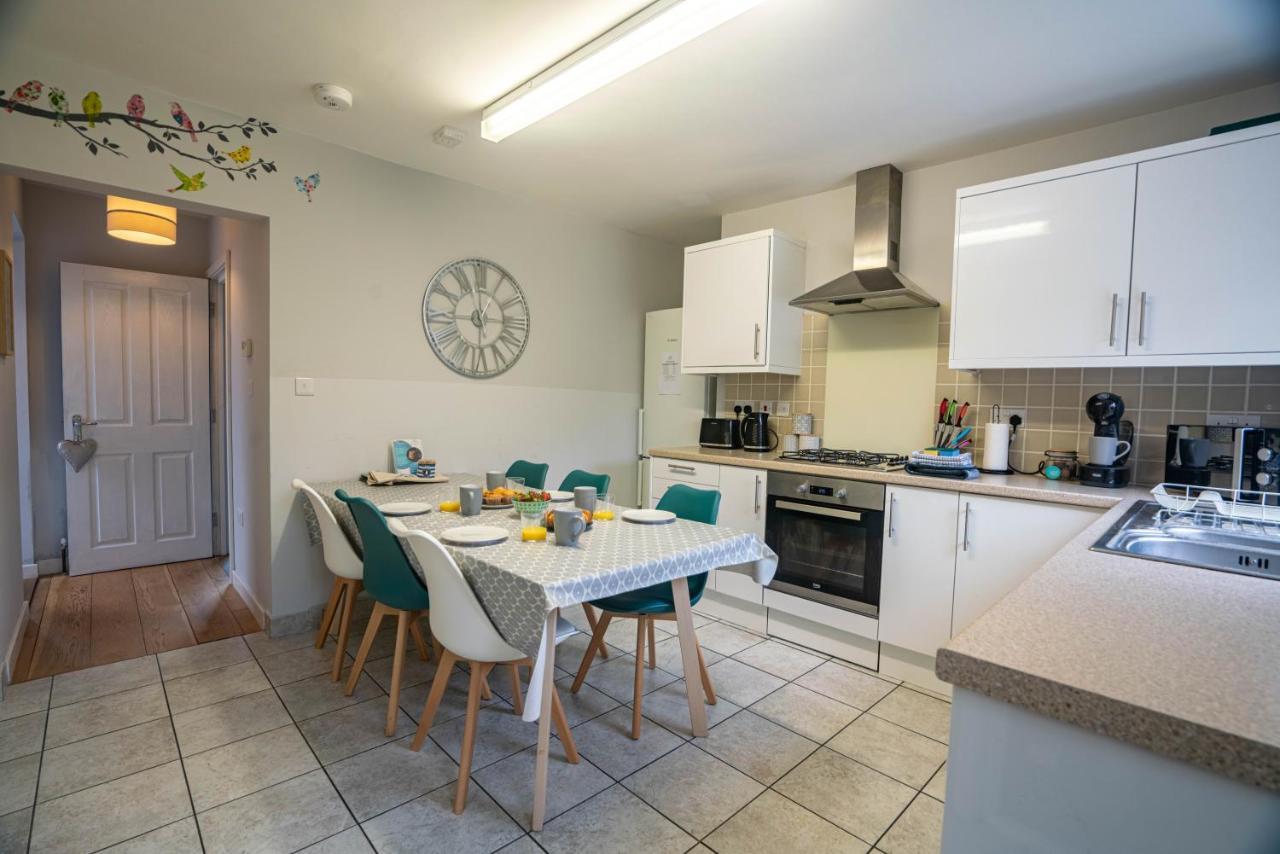 The Becket - Three Bedroom City Centre House With Parking Canterbury Buitenkant foto