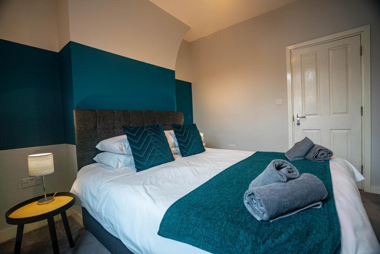 The Becket - Three Bedroom City Centre House With Parking Canterbury Buitenkant foto